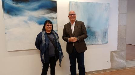 Lola Ballbé i regidor Albert Oliver-Rodés, inauguració